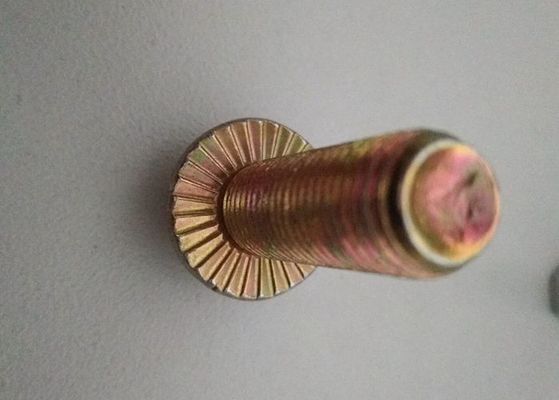 ヘクサゴンフレンズヘッド メタルボルトとナッツ 黄色 4.8級 炭素鋼 DIN